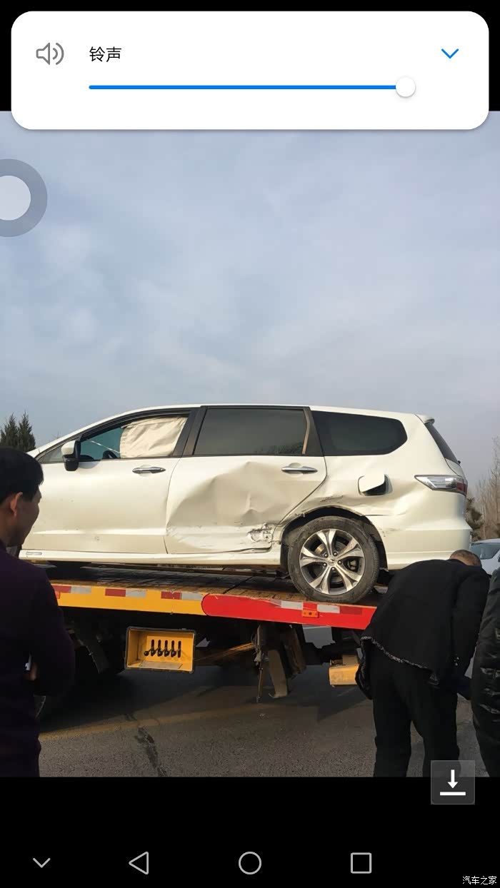 奥德赛和速腾撞了