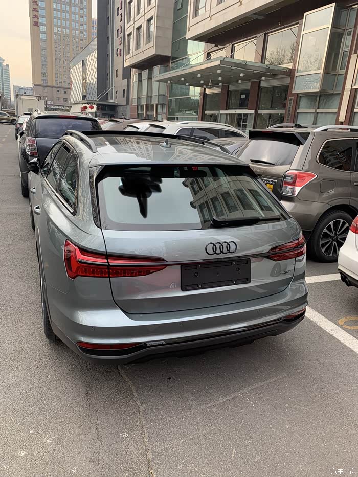 这个黑标是什么型号啊,进口a6 allroad吗