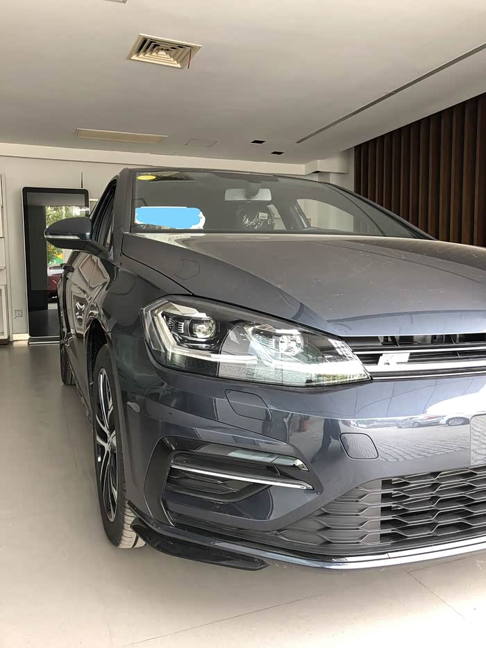 上海高尔夫75达喀尔蓝提车