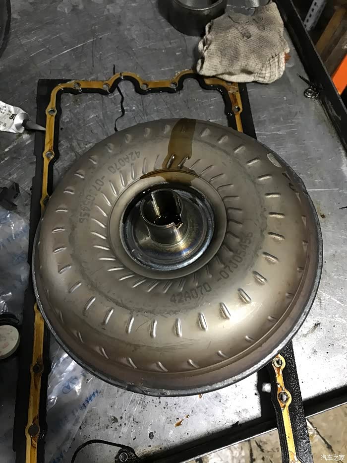 12代皇冠换变矩器解决抖动问题