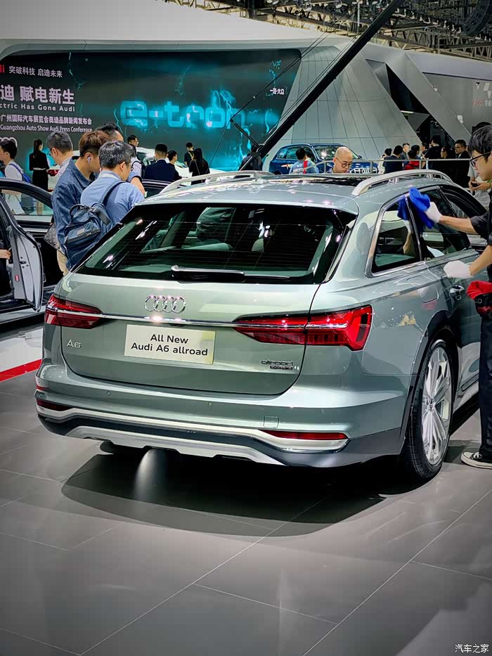 鳄鱼绿颜色的a6 allroad,目前全国应该断更的