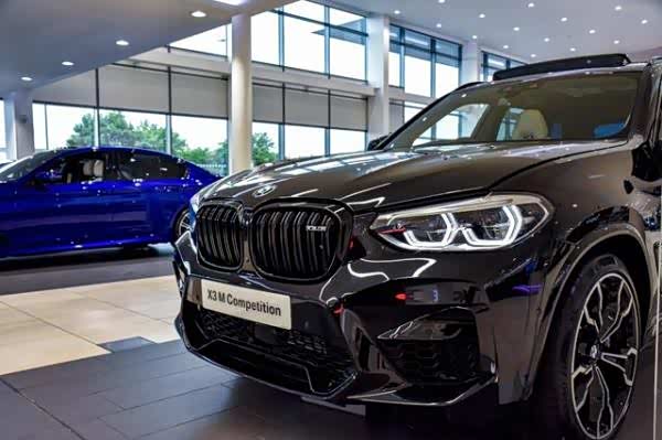 霸气十足的"黑武士"宝马x3m雷霆版