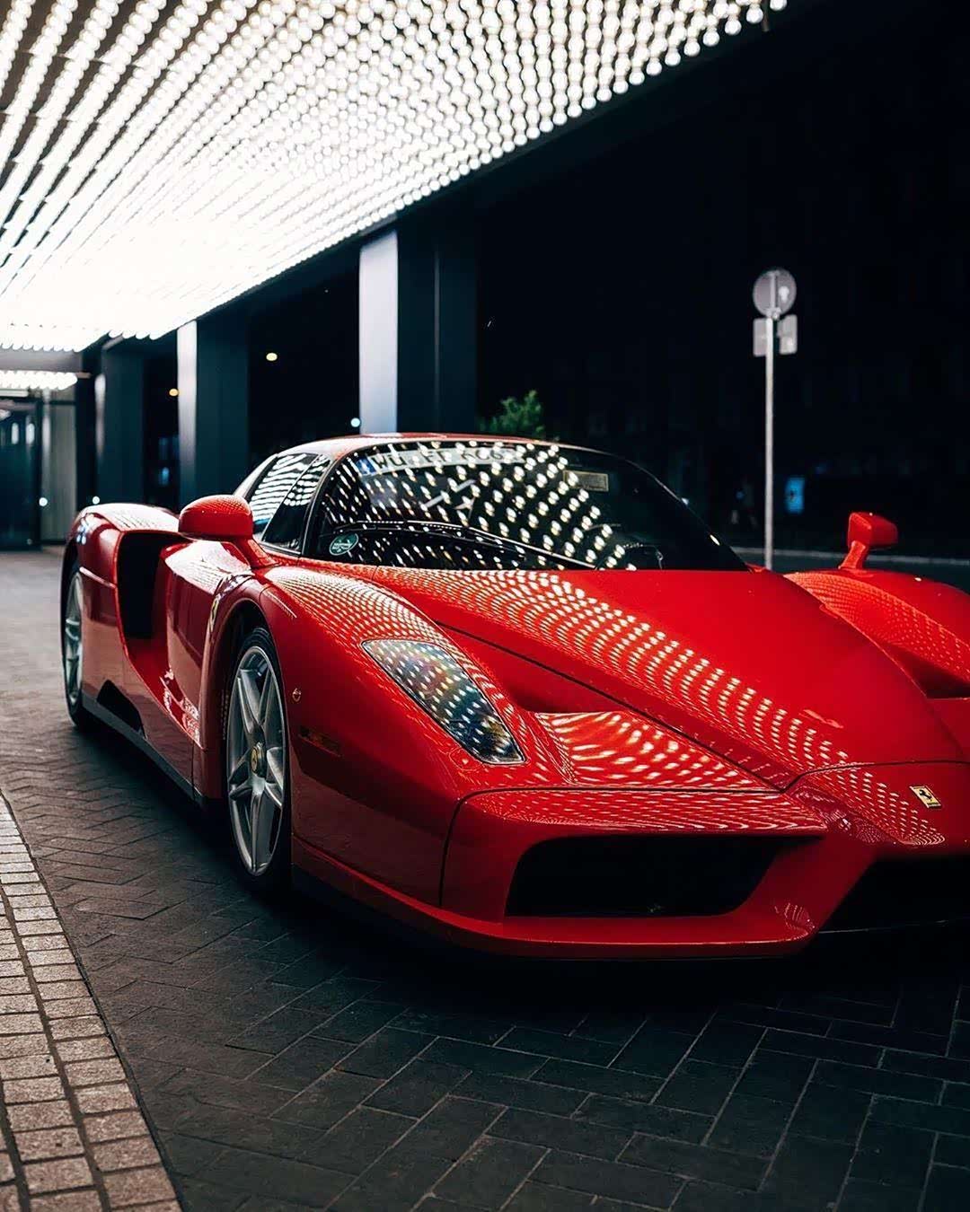 一代马王,法拉利恩佐