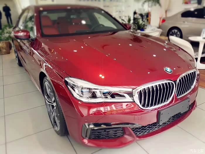 这颜色靓,坐等我的砂金石红色