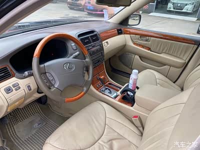 整洁干净的内饰