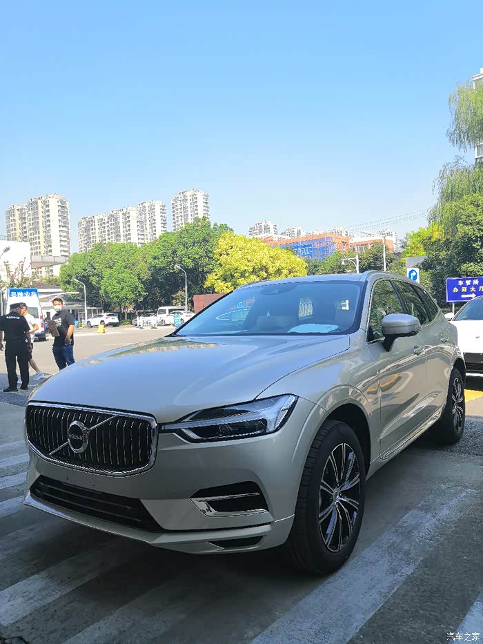 人生第一辆车2021款沃尔沃xc60智远t5豪华版购车全记录分享