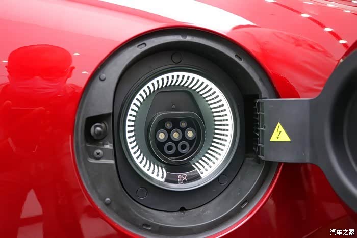 静态品鉴比亚迪汉,体验不一样的新潮流