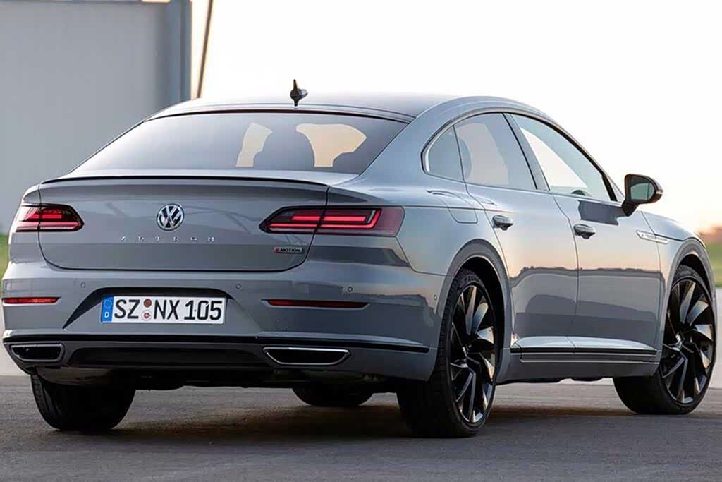 2029款大众cc外观还是那样的运动时尚