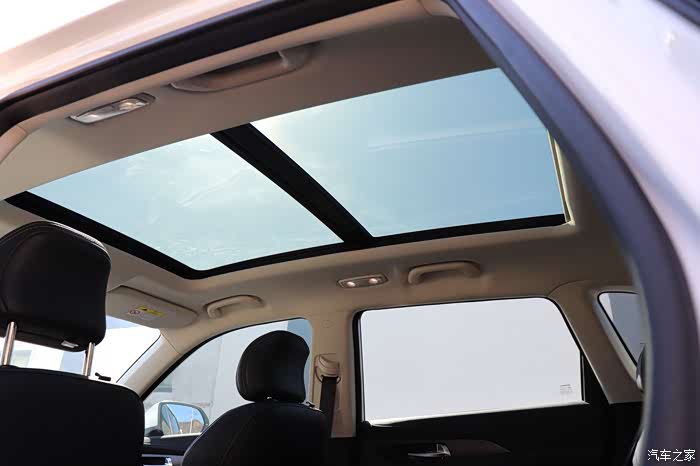 说说长安cs35plus的全景大天窗