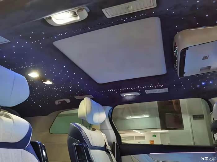 不锈钢脚踏,折叠桌,甚至还有星空顶,只有想不到,没有做不到!