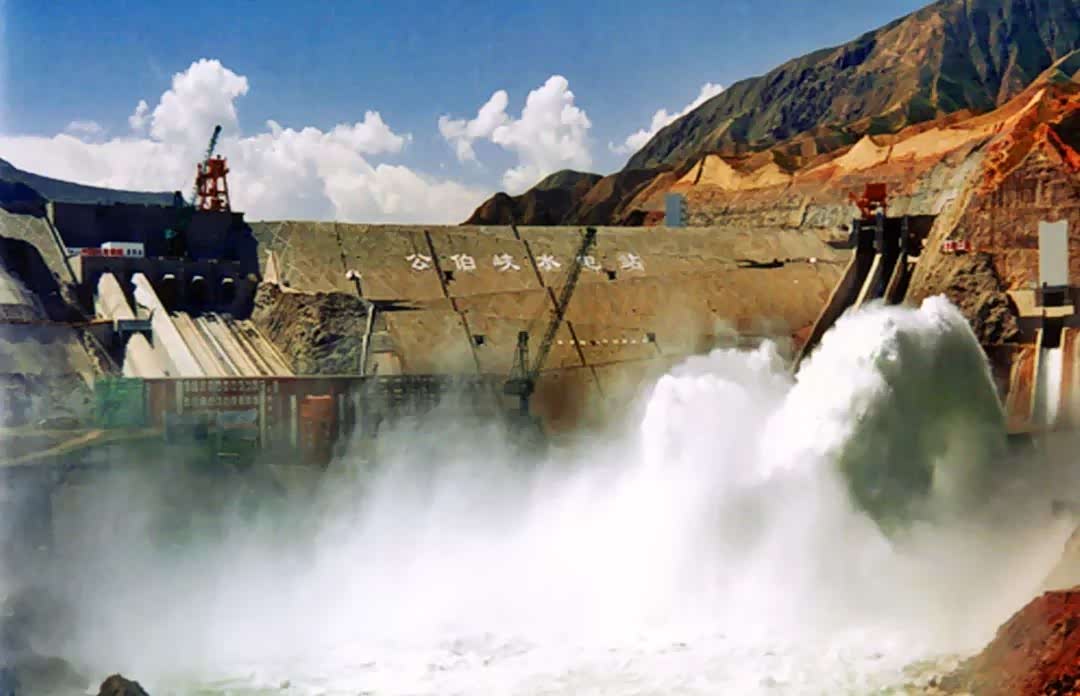 秋,收获的季节,金黄的季节———同春一样可爱,同夏一样热情