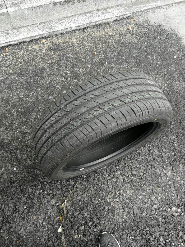 99成新康耐斯20550r17轮胎