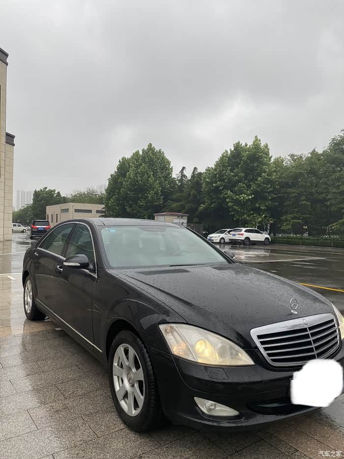 奔驰s级w221的前期款