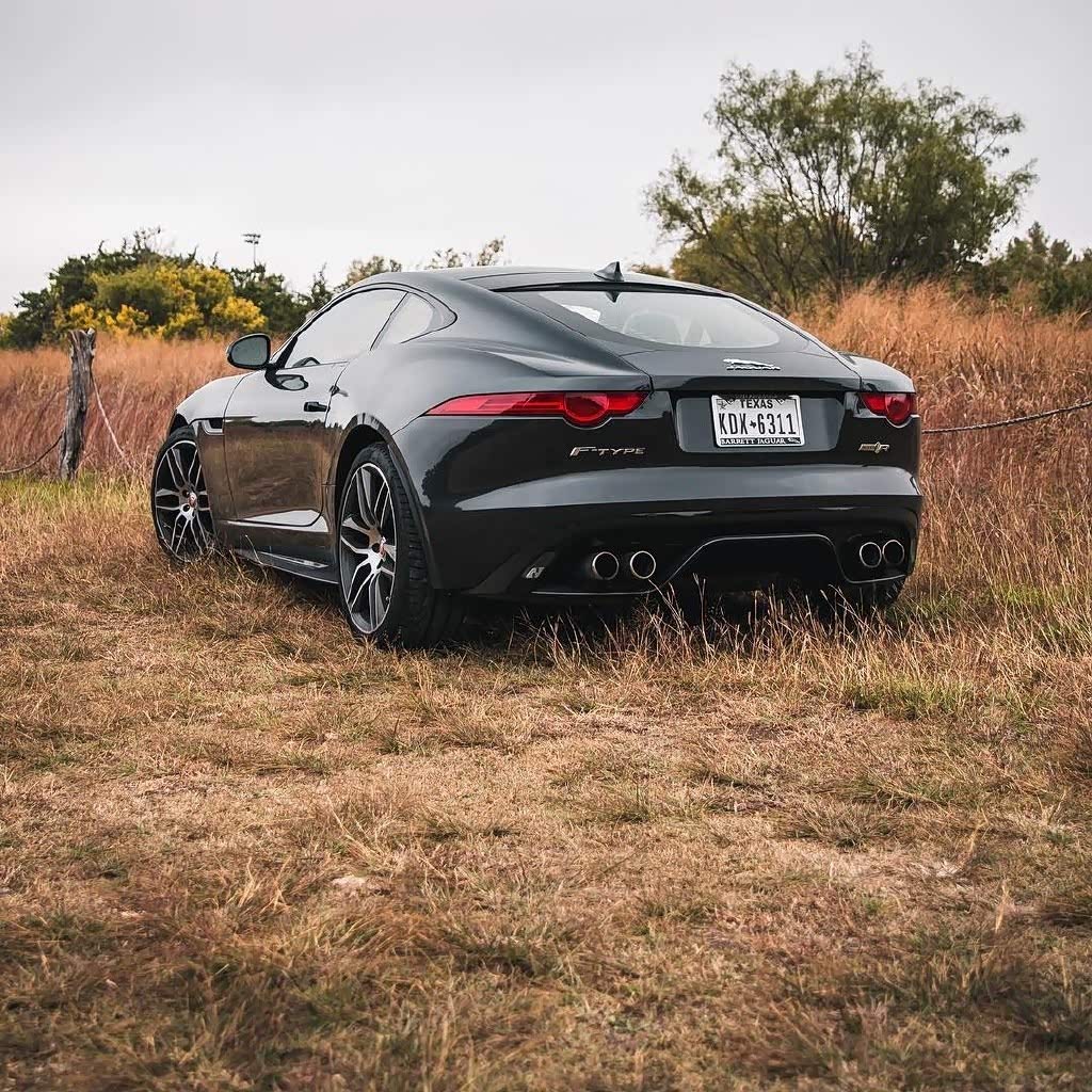 捷豹f-typer售价155.8万.