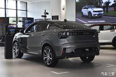 在领克05和奥迪q3之间纠结,到店看车定乾坤!_领克05论坛_手机汽车之家