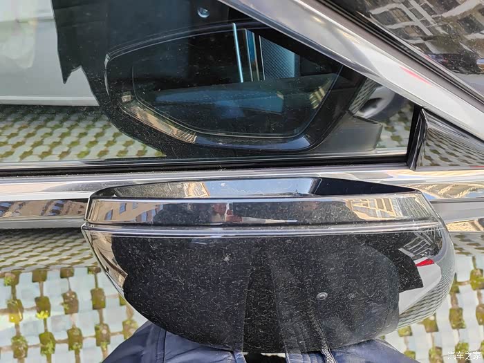 【图】22款a6l后视镜折叠起来不对称_奥迪a6l/a6(进口)论坛_汽车之家
