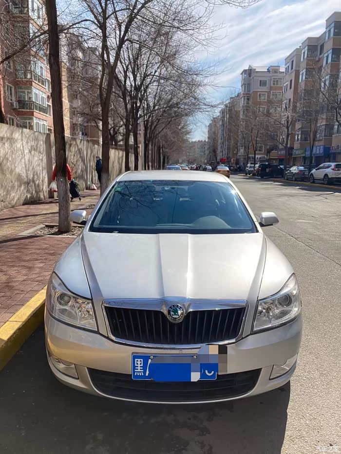 个人出2012年12款斯柯达明锐自动挡20l逸杰版坐标哈尔滨