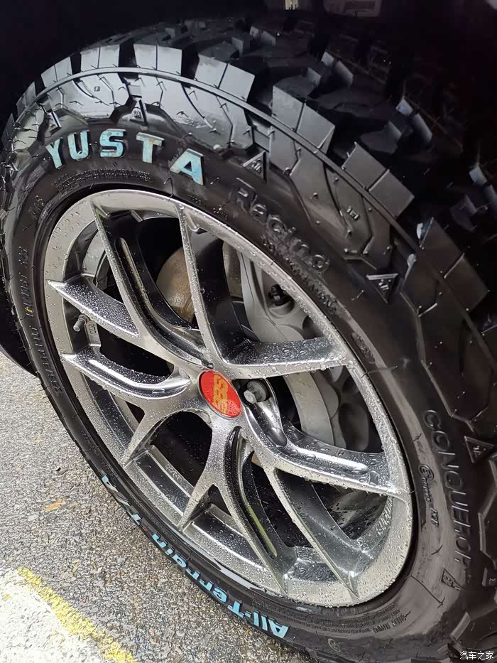 求大神解答美国铁骑轮胎胎噪问题