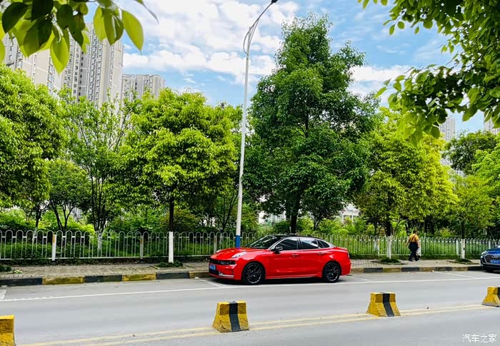 【图】领克03 红车黑顶 贴膜使用分享_领克03论坛_汽车之家论坛