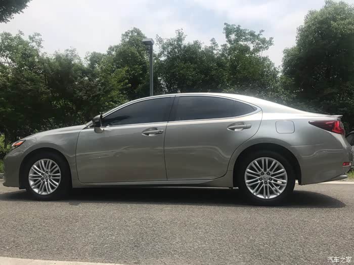 转让15年11月雷克萨斯es200