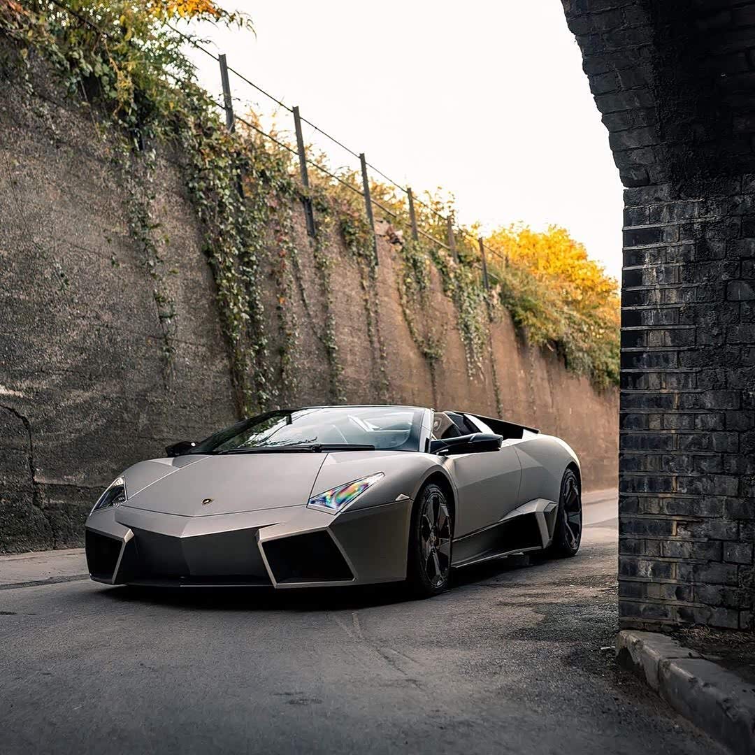 一枚敞篷雷神reventonroadster