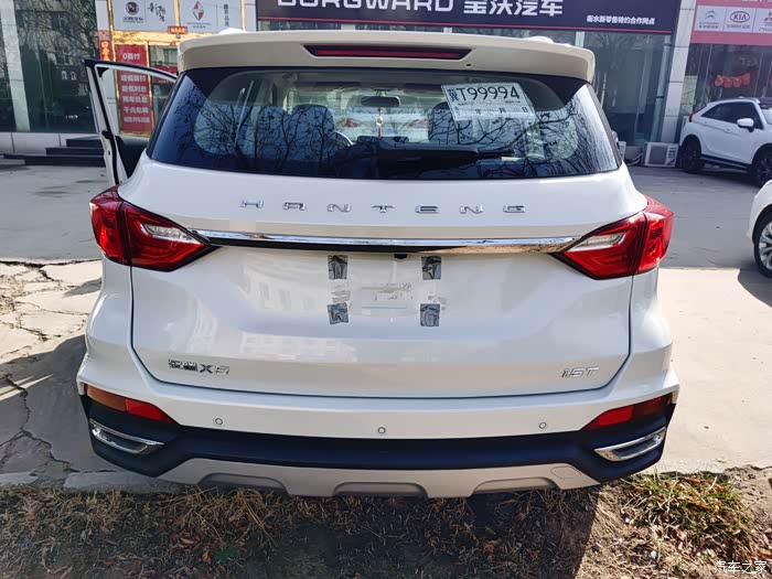 挺好的汉腾x5车牌号挂错位置了!