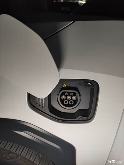 蔚来es6实用性强,但续航还是个问题