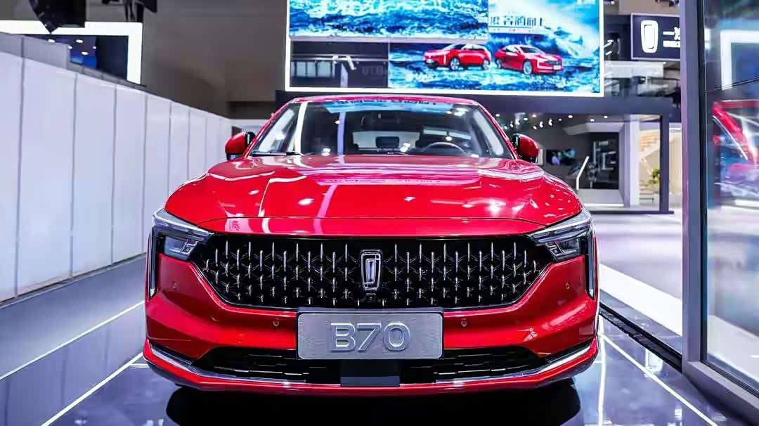 2020北京车展一汽奔腾b70上线外观内饰大改感觉如何
