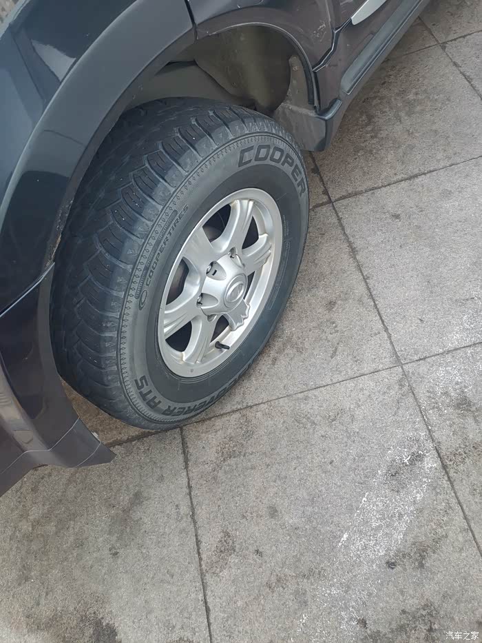 哈弗h3轮毂一个