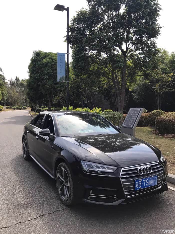 黑色奥迪a4怎么样