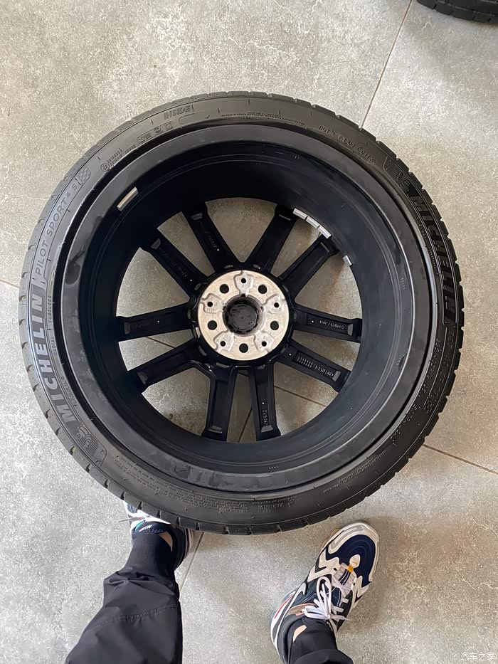 出19寸原厂797m轮毂组一套