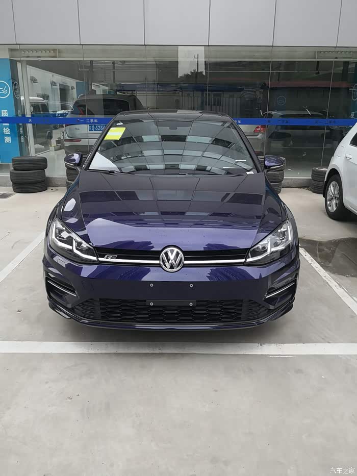 2018款高尔夫有几个颜色?