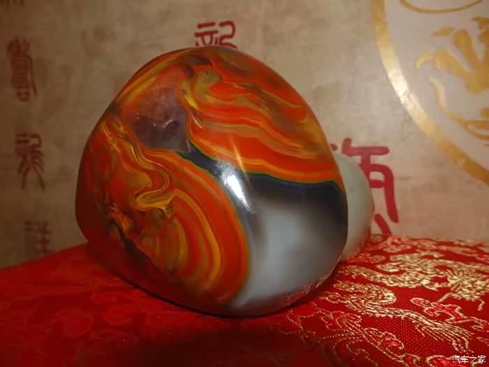 战国红玛瑙欣赏