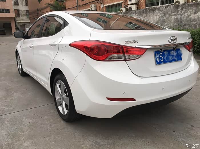 看一下这个二手14款朗动值多少钱