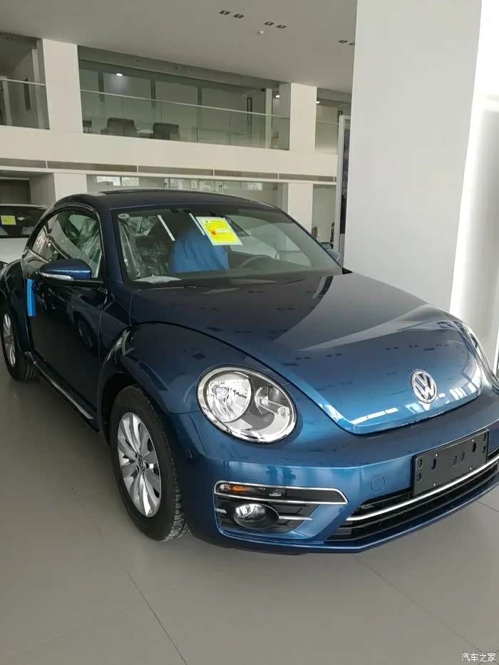 【图】鹅卵白和织锦蓝哪个好看?_甲壳虫论坛_汽车之家论坛