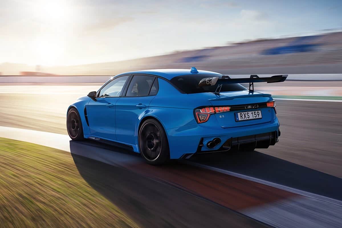 领克03cyan还是很帅的