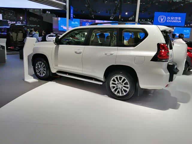 【广州车展】霸气外露的车型,丰田普拉多