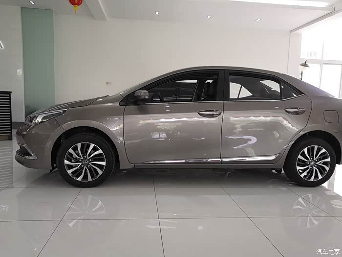 今天交款深圳现车卡罗拉双擎铂青铜