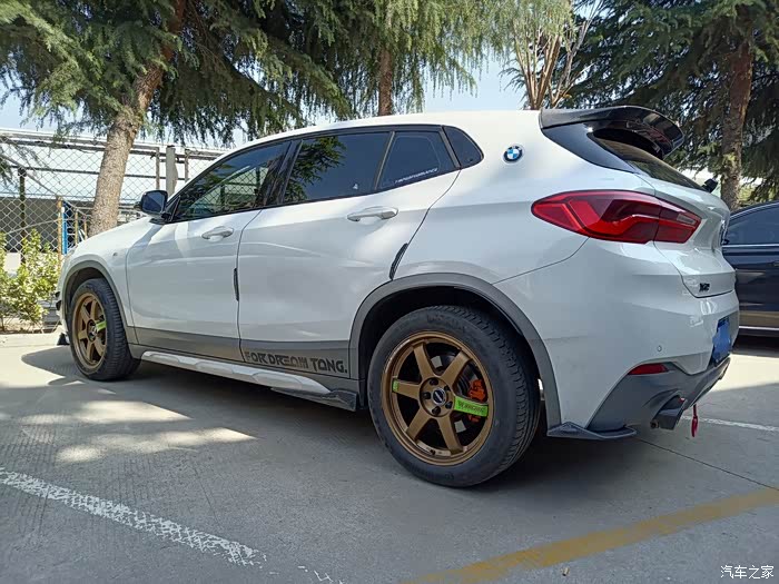 宝马x2更换18寸轮毂