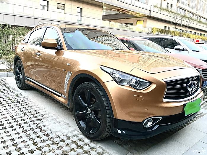 英菲尼迪qx70多少钱图片