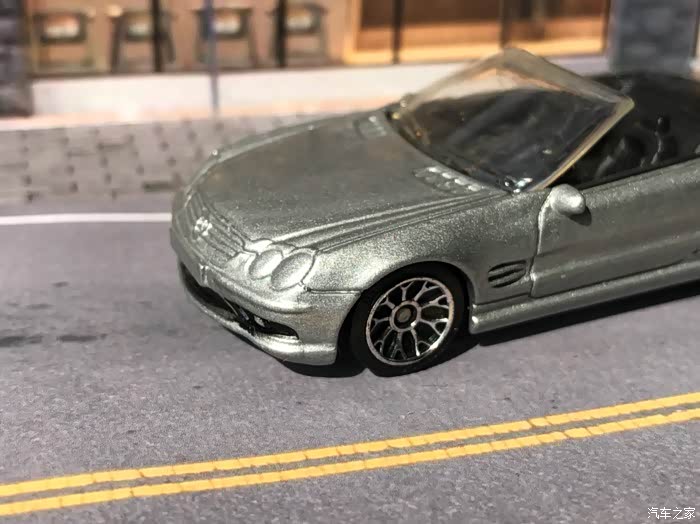 奔驰sl55amg火柴盒