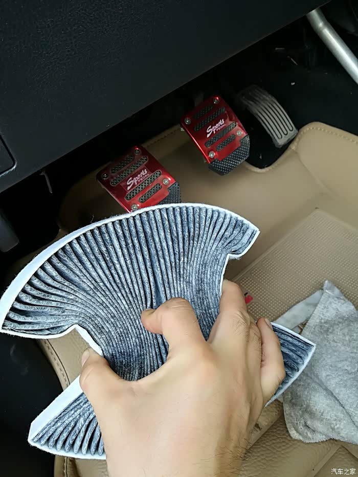 老款逍客更换空调滤芯