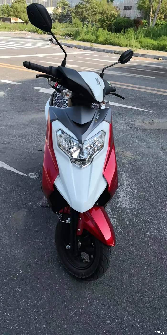 迟到的豪爵usr125提车贴