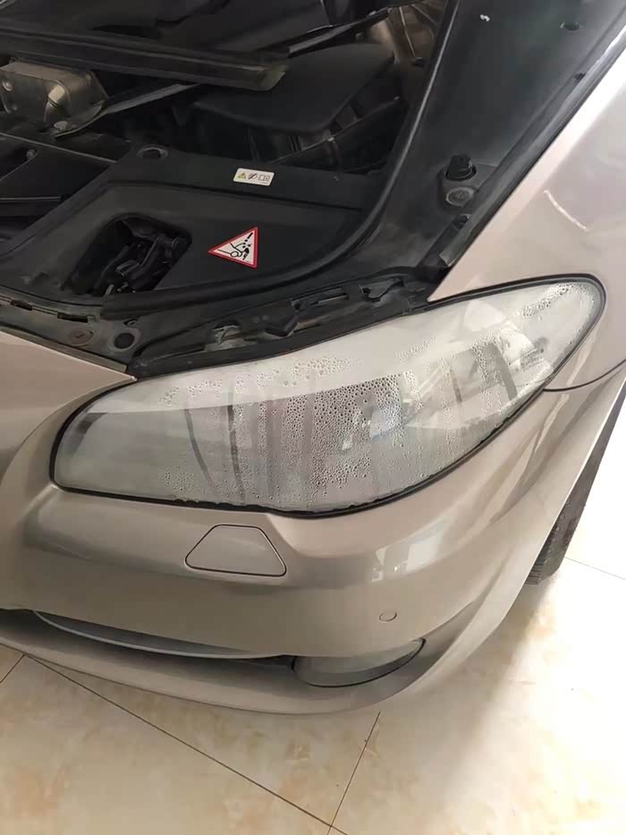 【图】宝马大灯进水了_宝马5系论坛_汽车之家论坛