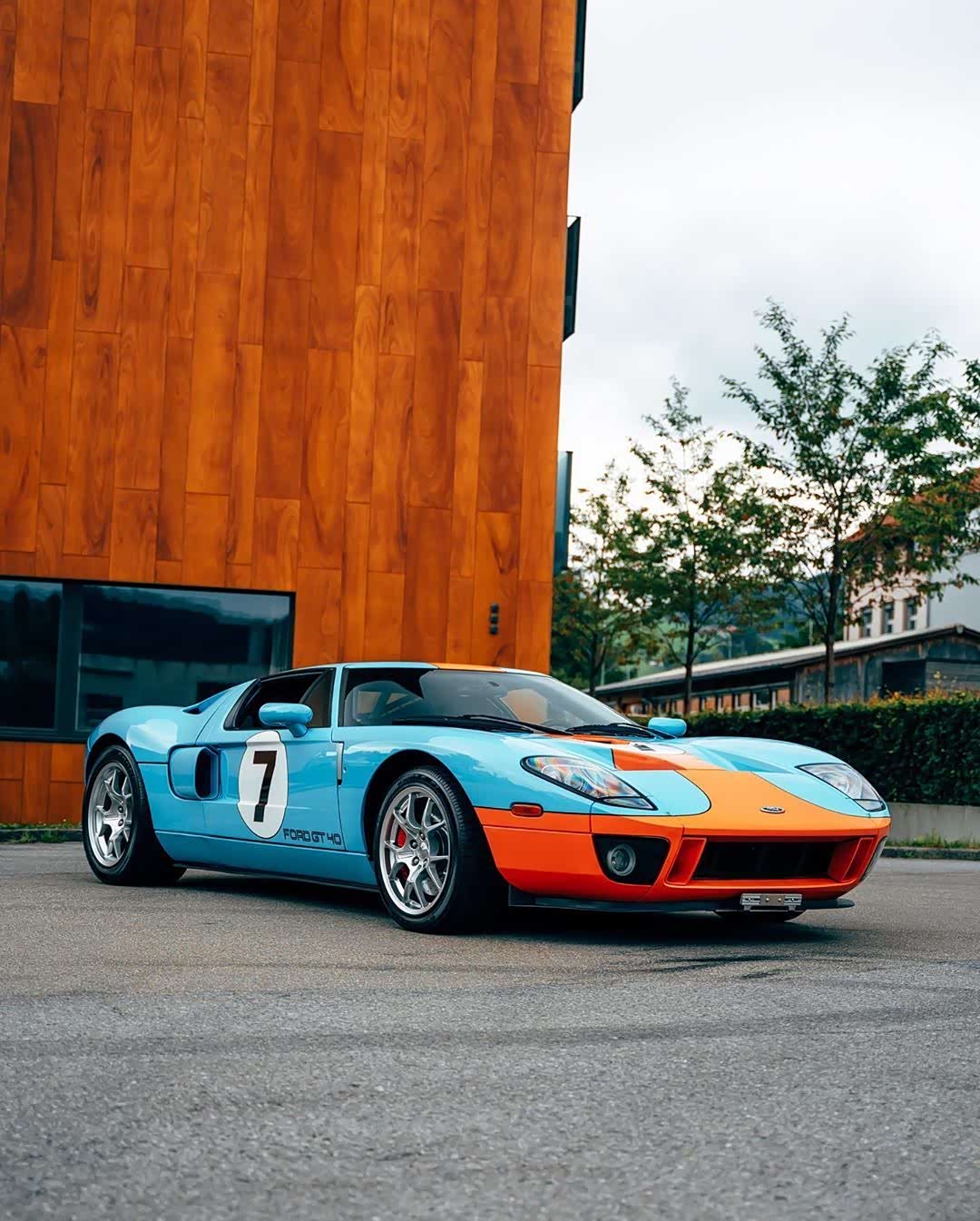 福特gt40 闻名赛车界经典