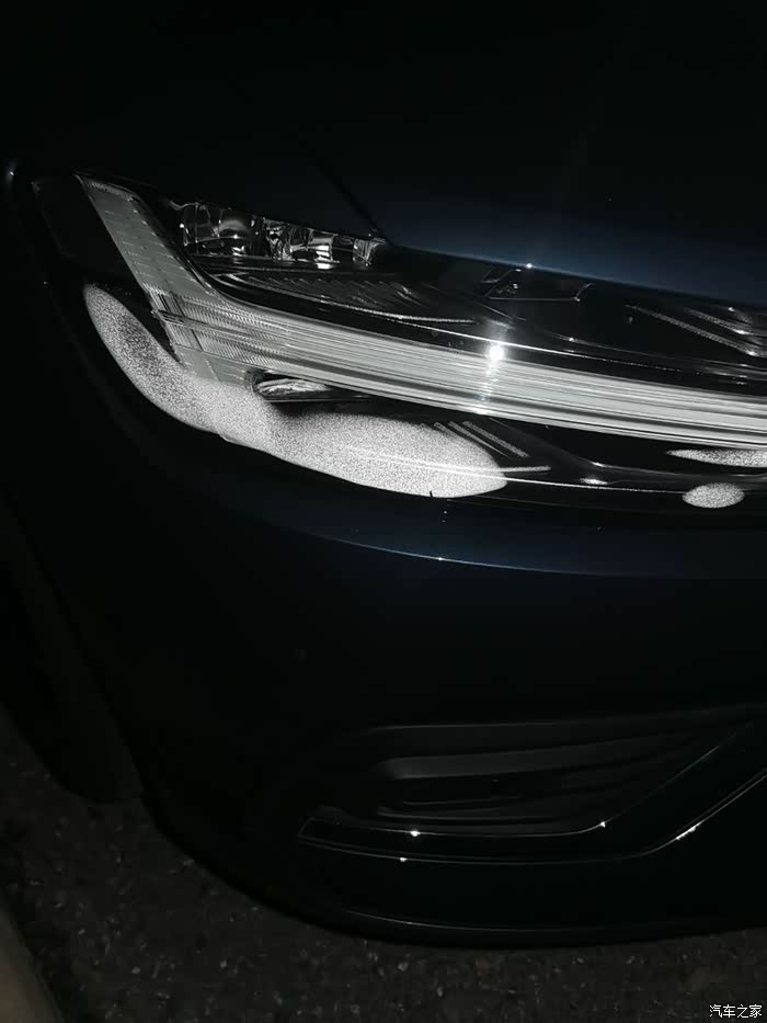 s60车灯雾气问题