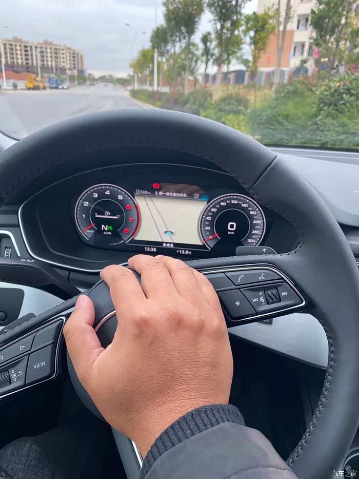 听说拍方向盘不能漏标