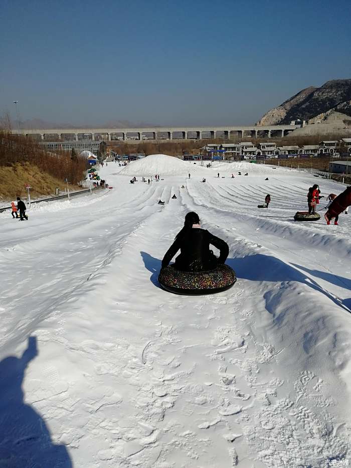 博越闹春躁动的青春保定满城滑雪记