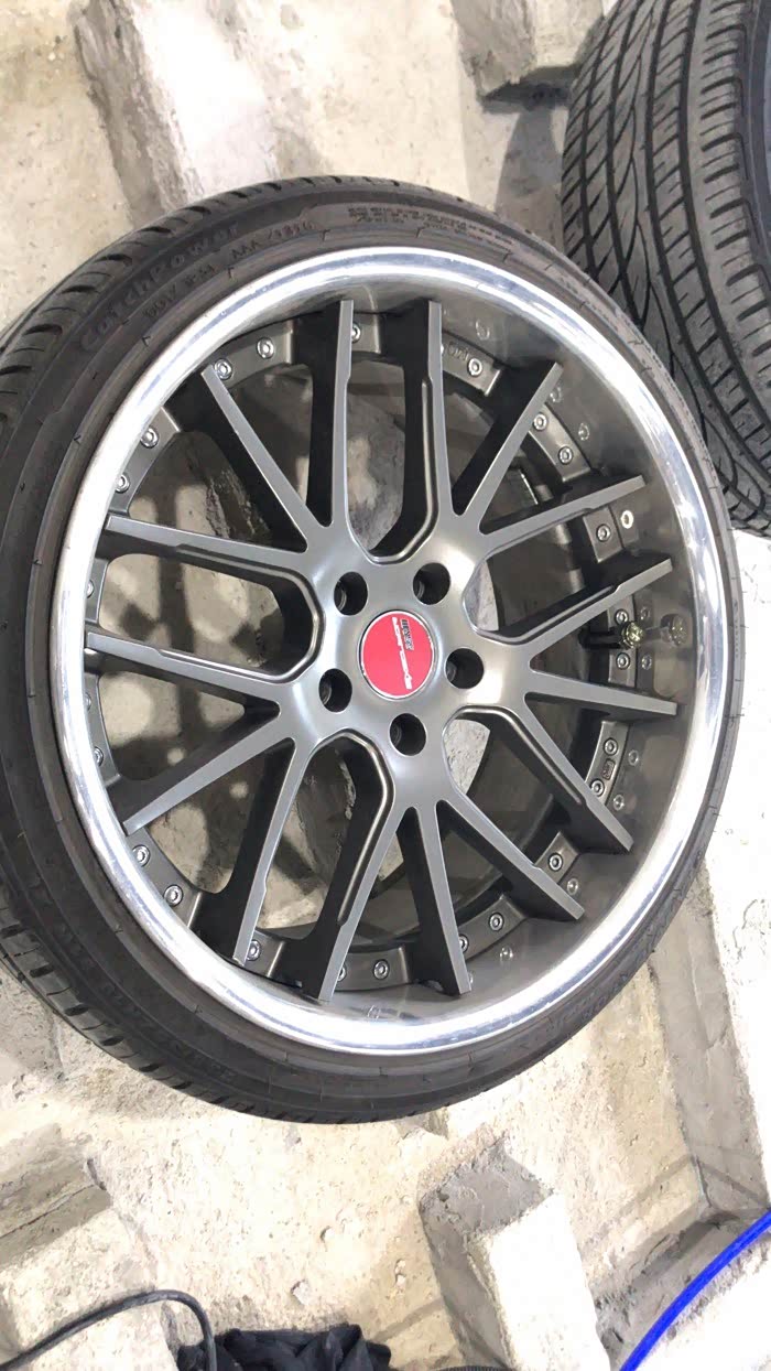 出锐志皇冠ssr cv02抛边轮毂