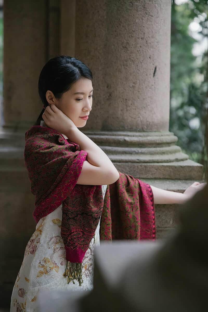 穿旗袍的美女 浓浓的古典情趣 ,复古中国风